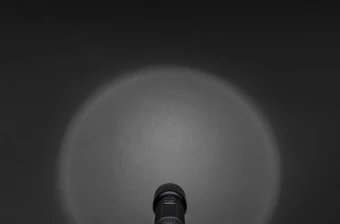 RCS kierrätetystä alumiinista valmistettu USB-ladattava taskulamppu