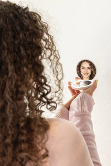 Laetav taskupeegel Lumora RCS