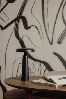 Laualamp VINGA Avery RCS