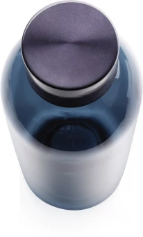 Vuototiivis vesipullo metallisella korkilla