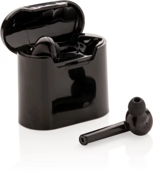 Liberty langattomat nappikuulokkeet latausrasiassa