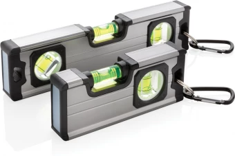 Magneettinen viivoitin medium