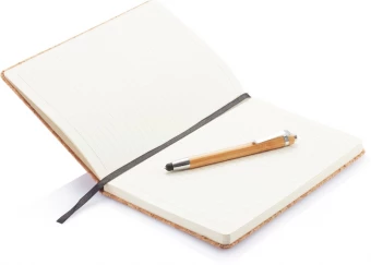 A5 muistikirjalla bambukynällä, sisältää styluksen