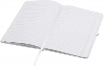 Teak A5 kierrätetty kovakantinen muistikirja viivoitetuilla sivuilla.