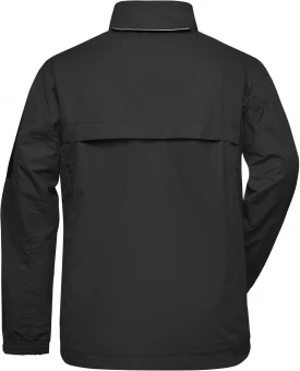 Naiste funkstionaalne tuulejope