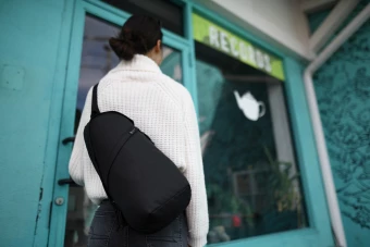 Õlakott Renew AWARE™ rPET