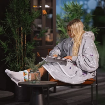 Oma kujundusega ülemõõduline pusa