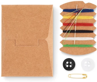 Õmblustarvikute komplekt COMPACT