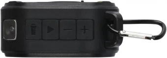 Solo 3 W:n IPX5 RCS -kierrätetystä muovista valmistettu, aurinkoenergialla toimiva Bluetooth®-kaiutin jousihaalla