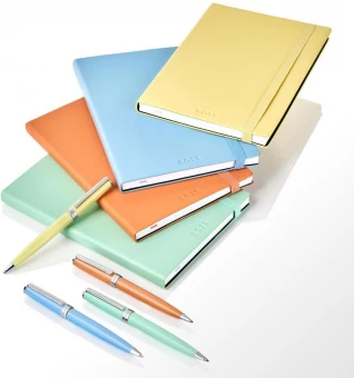 Pastel Classicu jooneliste lehtedega A5 märkmik