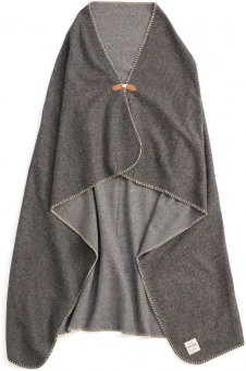 Pehme pleed koos eestimaise vahuveiniga