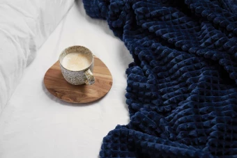 VINGA Branson GRS kierrätetty torkkupeitto