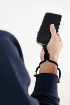 Randmepaelaga telefonihoidja CarryLoop RCS recycled PET