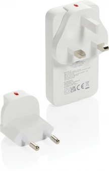 Reisilaadija vahetatavate pistikutega Fluxo 65W
