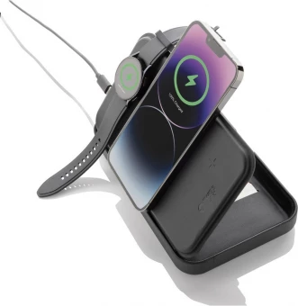 Reisitarvikute ümbris laadijaga Swiss Peak RCS