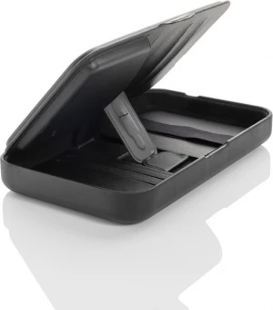 Reisitarvikute ümbris laadijaga Swiss Peak RCS