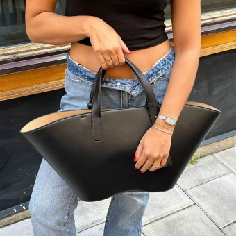 Riveri naiste käekott