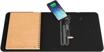 SCX.design O18 A5-muistikirja langattomalla 5 W:n / 4000 mAh:n varavirtalähteellä ja valaistuvalla logolla