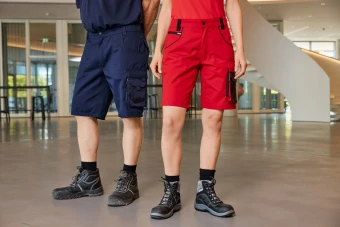 Spetsiaalsed lühikesed Bermuda tööpüksid funktsionaalsete detailidega