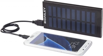 Stellar-aurinkokennovaravirtalähde, 8000 mAh