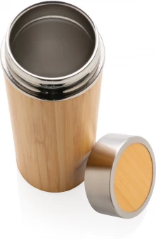 Stiilne bambuses joogipudel