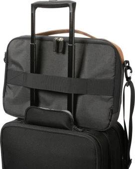 Impact AWARE™ 300D two tone deluxe 15.6" laukku