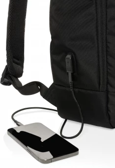 Swiss Peak AWARE™ moderni 15.6" reppu kannettavalle tietokoneelle