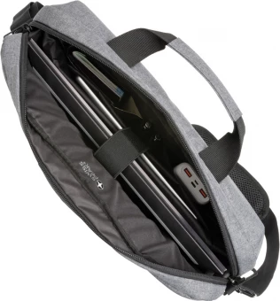 Swiss Peak Aware™ RFID 15.6" tietokonelaukku