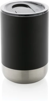 Taaskasutatud roostevabast terasest termos.