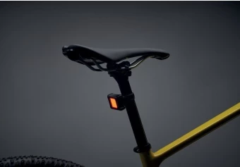 Taaslaetav rattatulede komplekt Blight