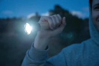 Lucid 5W RCS sertifioitu kierrätetystä muovista ja bambusta valmistettu taskulamppu