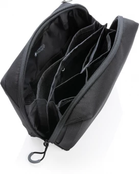 Swiss Peak AWARE™ tekninen pussi PVC-vapaa, musta