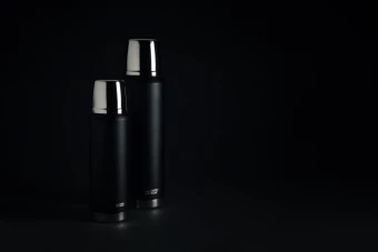 Swiss Peak Elite 1L kuparinen tyhjiöpullo, musta