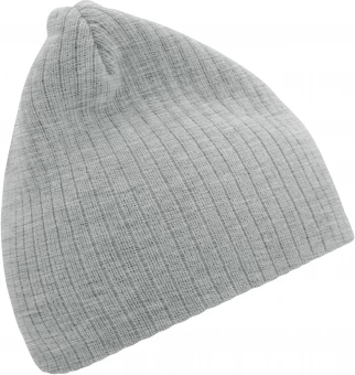 Trendikas müts soonikkoes