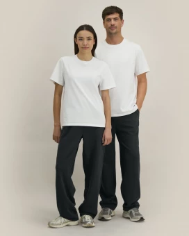 Unisex collegehousut Needer