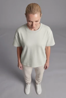 Naisten oversize crop T-paita LEVI TEE