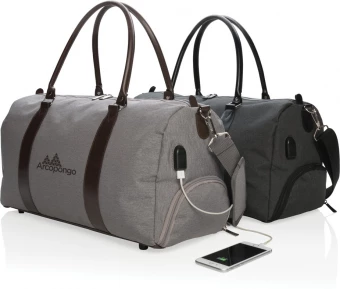 Viikonloppulaukku USB-portilla