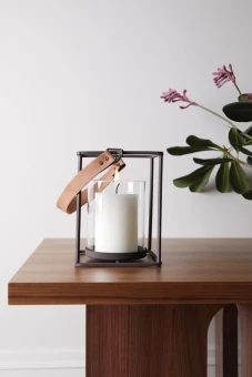 VINGA Montreux -lyhty